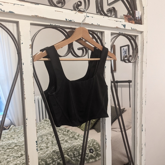 Dynamite corset cropped tank - Picture 2 of 4